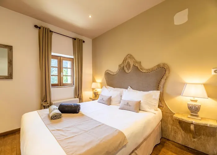 호텔 Domaine Du Reginu 4*