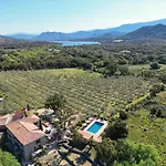 Domaine Du Reginu Hotel