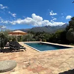 Domaine Du Reginu Hotel