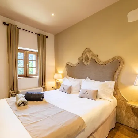 Hotell Domaine Du Reginu 4*