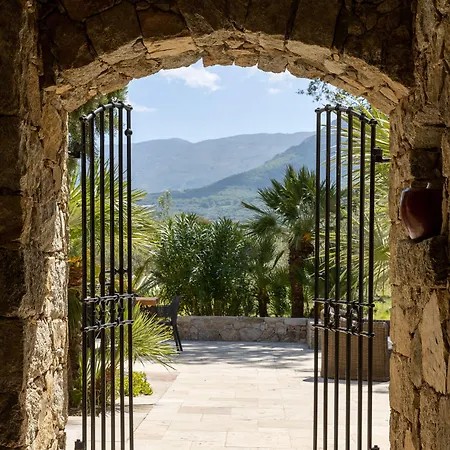 Otel Domaine Du Reginu Santa-Reparata-di-Balagna