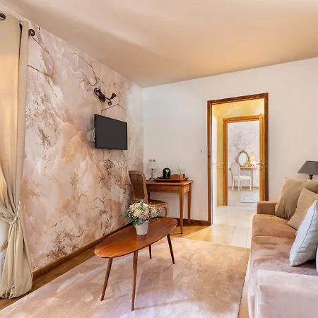 Domaine Du Reginu Otel 4*