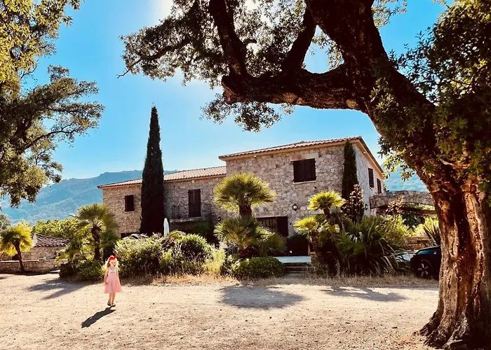 Hotel Domaine Du Reginu