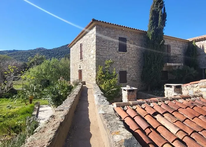 Domaine Du Reginu 4* Santa-Reparata-di-Balagna