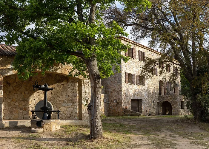 Hotel Domaine Du Reginu 4*